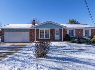 151 Pioneer Trl, Hillsboro, MO 63050