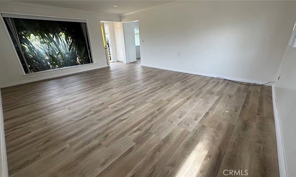 1st image of 5613 Encinita Ave