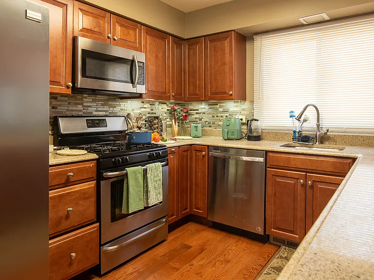 Crab Orchard Dr — Photo 12
