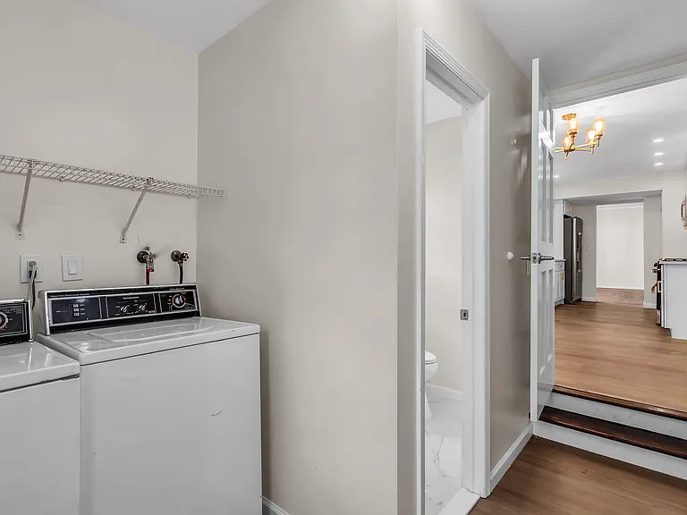 321 Marc Dr — Photo 21
