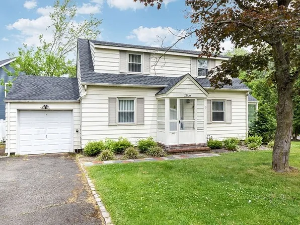 108 Rosedale Ave, Madison, NJ 07940