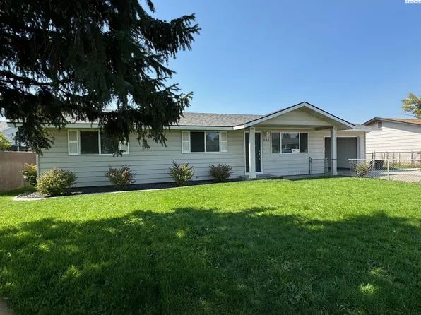 685 S 4th Ave, Connell, WA 99326