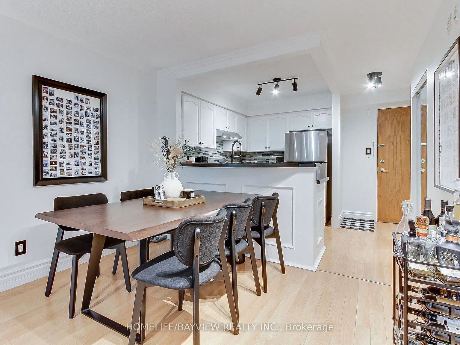 1 bed, $2,300 — Photo 4