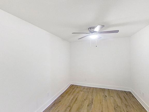 5th image of 907 N Beacon St APT 102