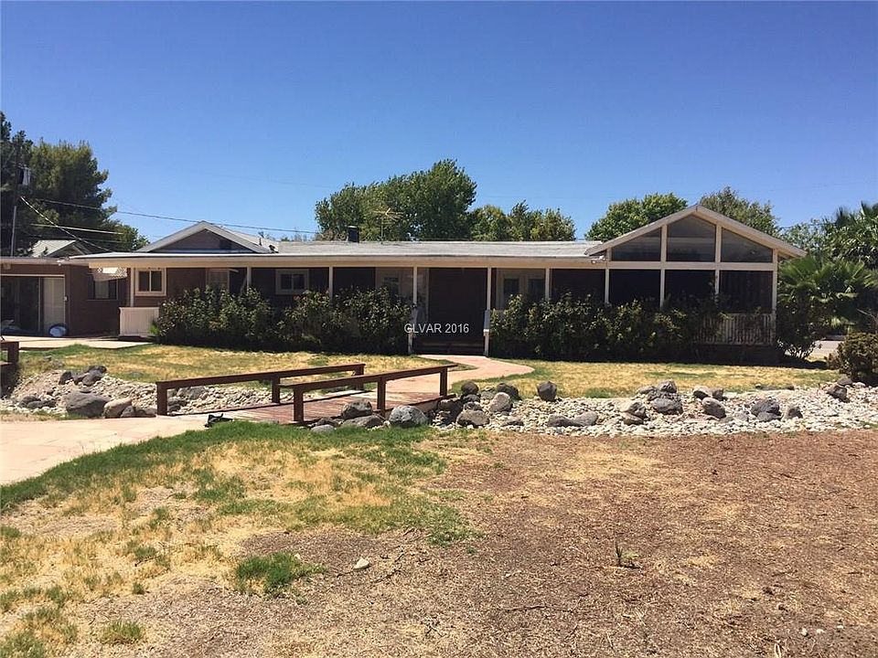2nd image of 5665 Annie Oakley Dr