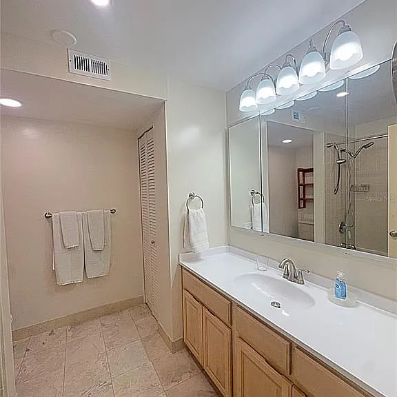 1460 Gulf Blvd #411 — Photo 22