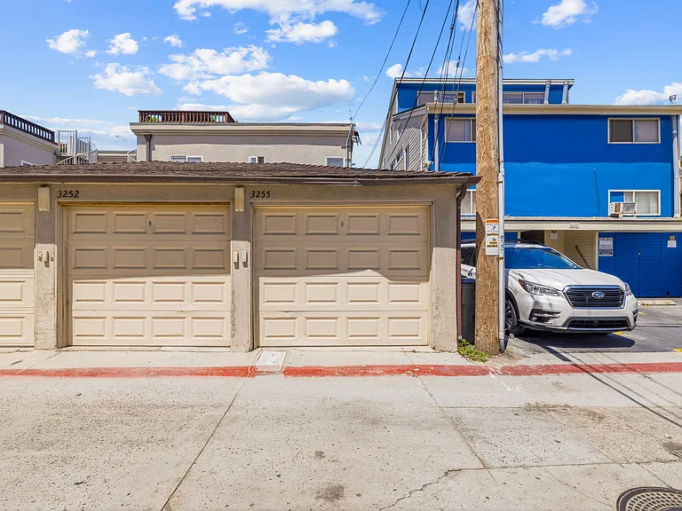 3255 Ocean Front Walk — Photo 19