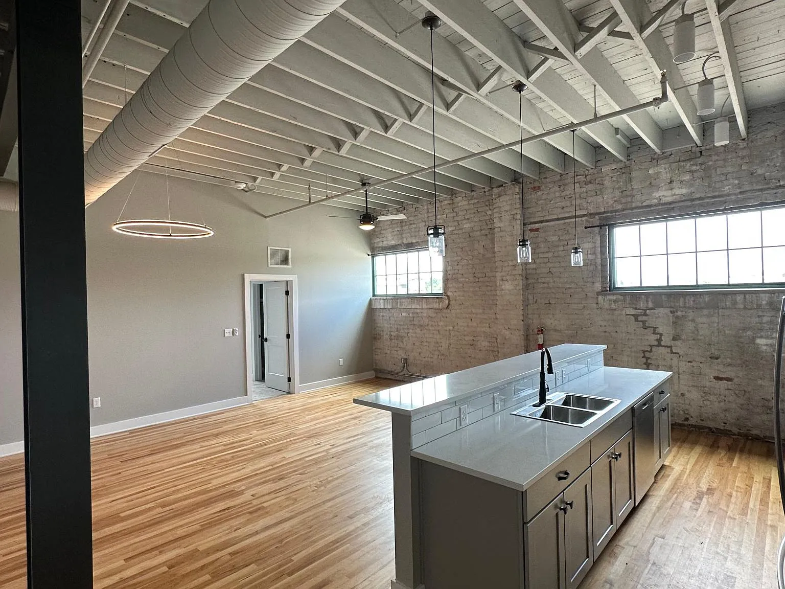 144 S Huron St — Photo 4