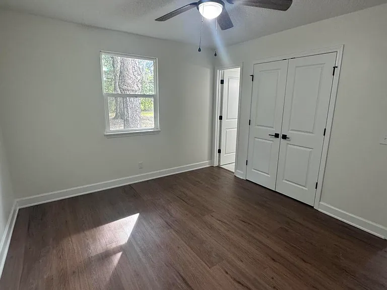 5202 SW 155th St — Photo 9