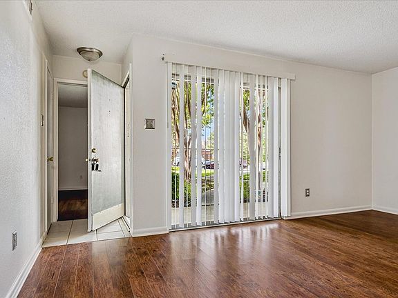 5th image of 6719 Majestic Oak Pl APT 1