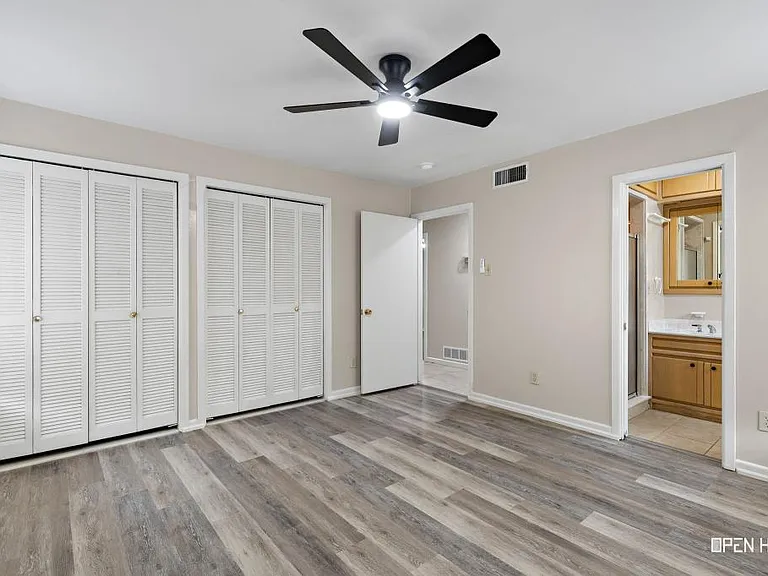 4202 Meadowbrook Dr — Photo 15