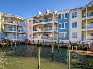 6321-111 Captains Ln, Chincoteague Island, VA 23336