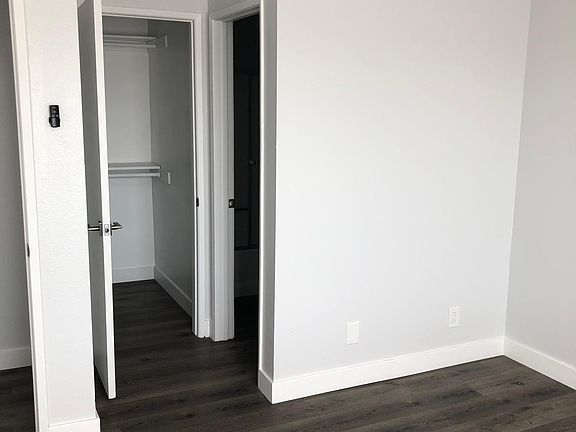 4th image of 1065 Coronado Ave APT 303