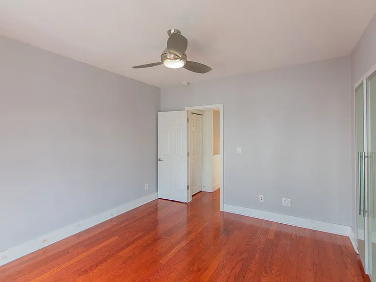 152 Tree St — Photo 15