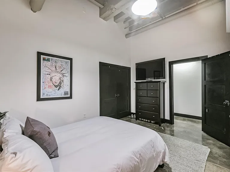 705 Main St #321 — Photo 10