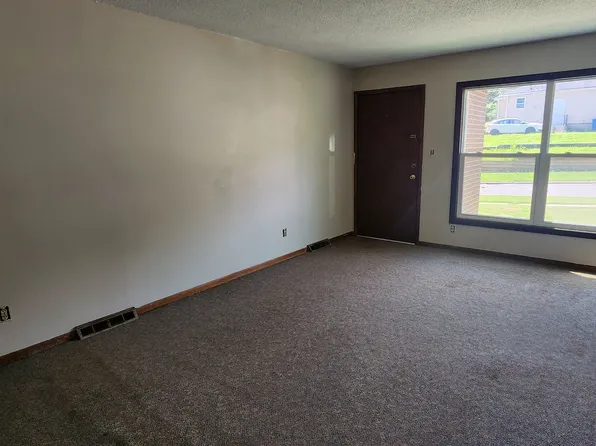 103 Loomis Ave, Des Moines, IA 50315