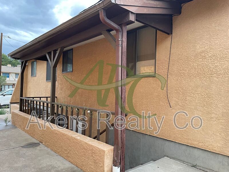 1st image of 1328 Anita St