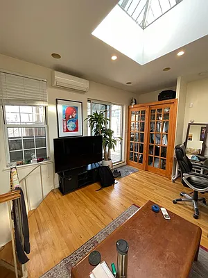 Rented by REAL New York | media 1