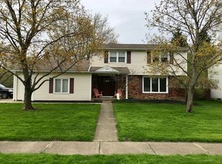 20 Therin Dr, Hamburg, NY 14075