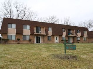 17 Stenwick Dr UNIT E, Churchville, NY 14428