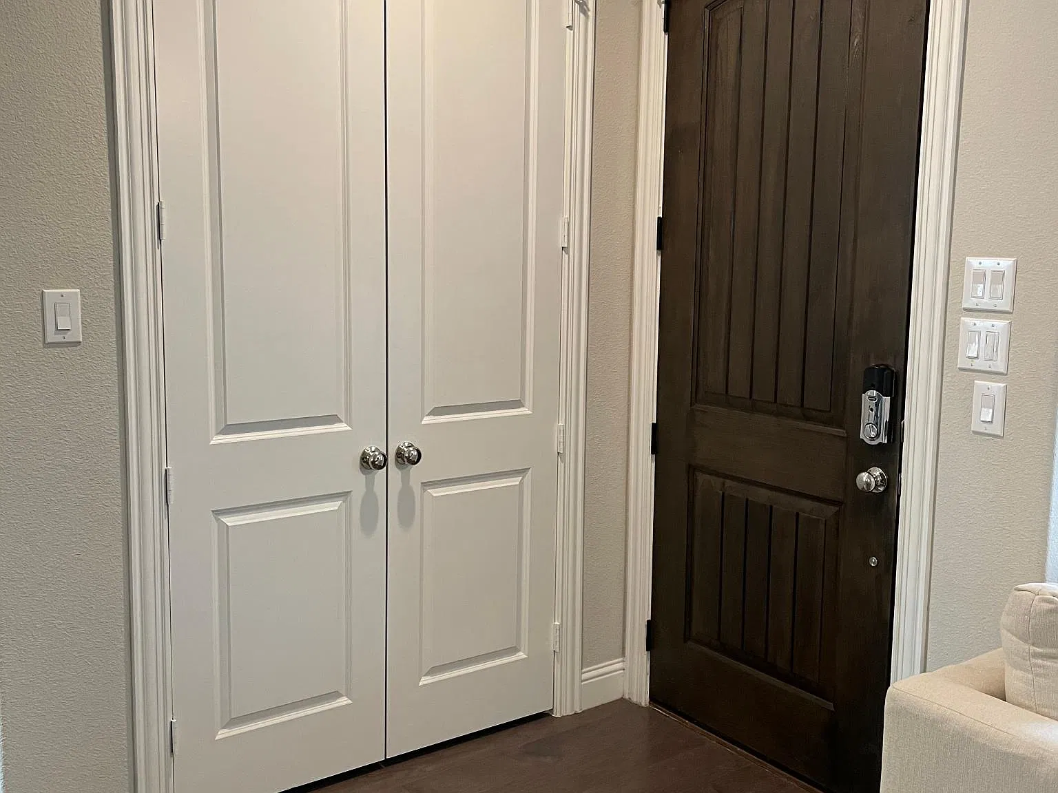 4921 Barcelona Ave — Photo 3