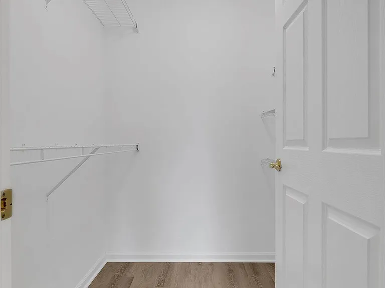 6403 Shelton Cir #102 — Photo 21
