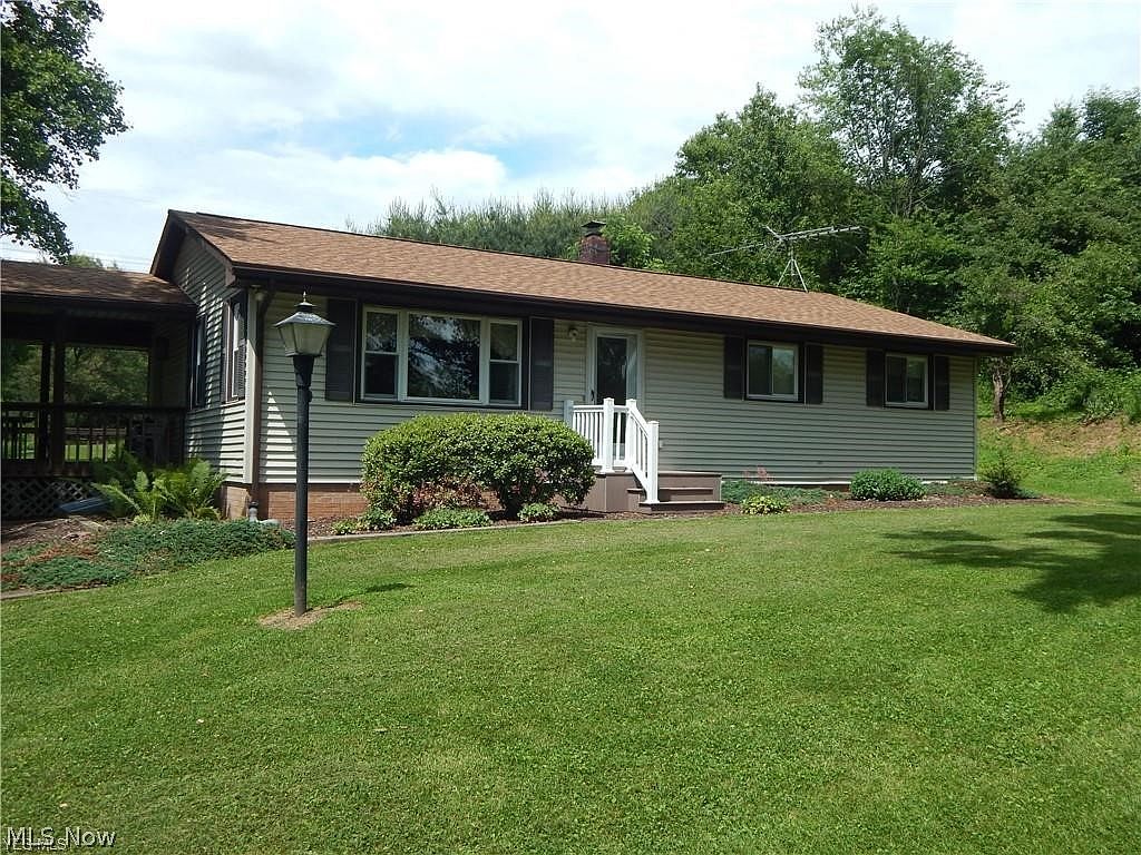 3865 Battlesburg St SE, East Sparta, OH 44626 Zillow