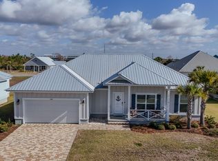 102 Saint Charles St, Mexico Beach, FL 32456