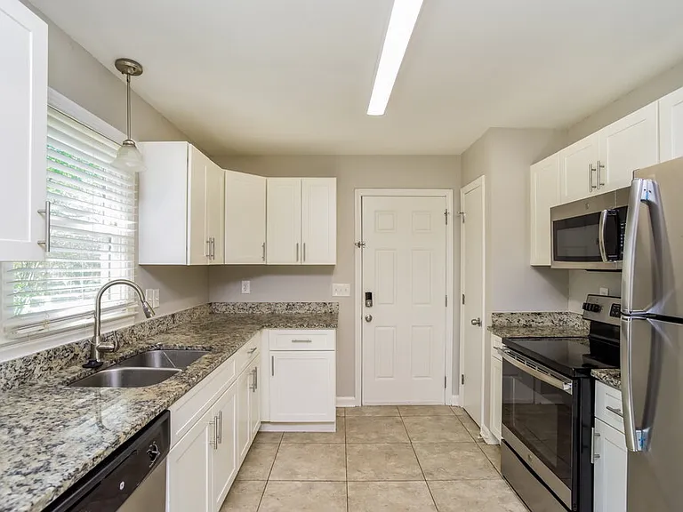 365 Clover Hitch Dr — Photo 7