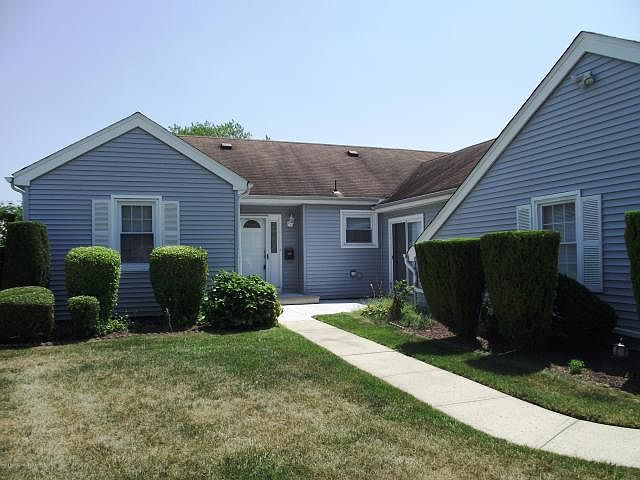 1st image of 87 Parkway Dr #B