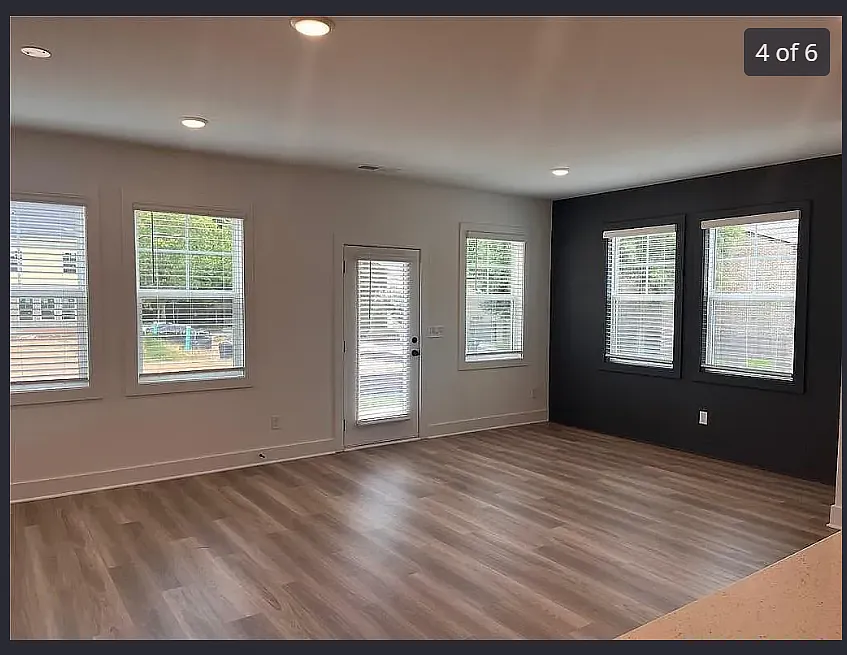 Building Photo - 3124 Marbella Cir