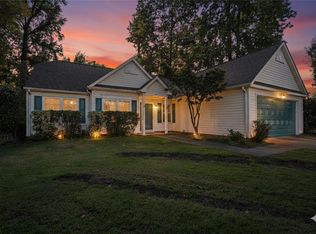 6 E Dressage Ct, Hampton, VA 23666