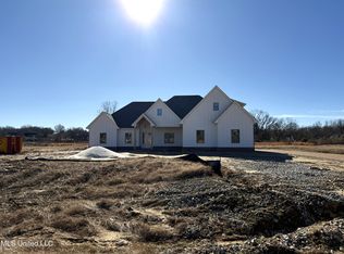 2195 Breanna Ln, Hernando, MS 38632