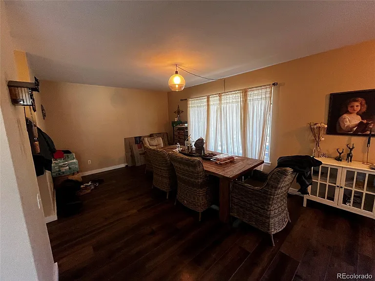 1029 Delta Dr — Photo 6