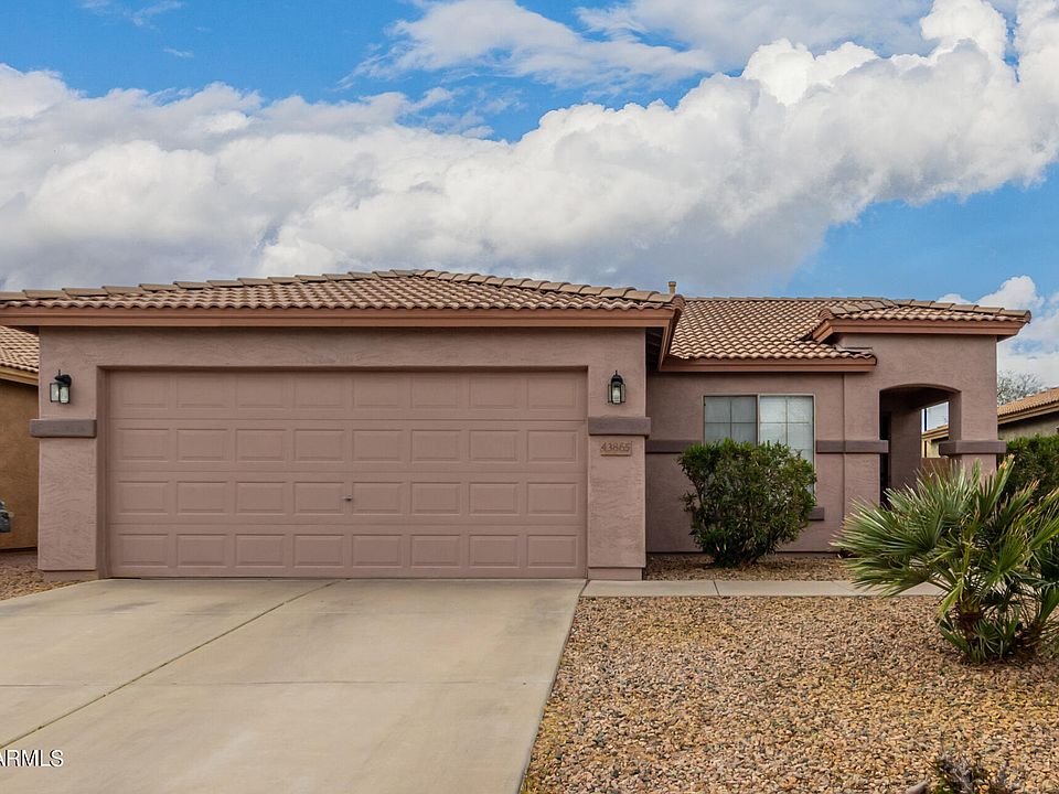 1st image of 43865 W SAGEBRUSH Trail