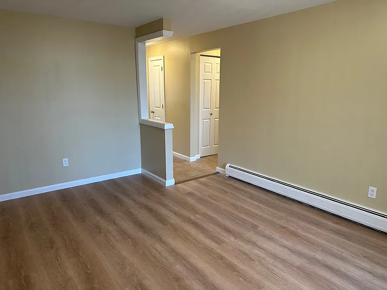 Notre Dame Apartments — Photo 20