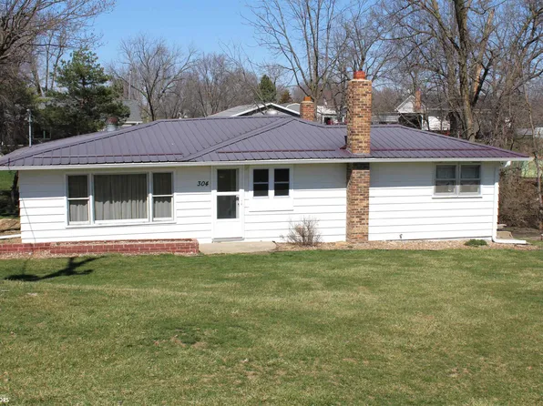 304 E Main St, Drakesville, IA 52552