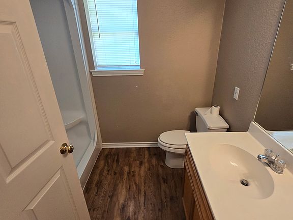 4th image of 6525 Westwood Cir