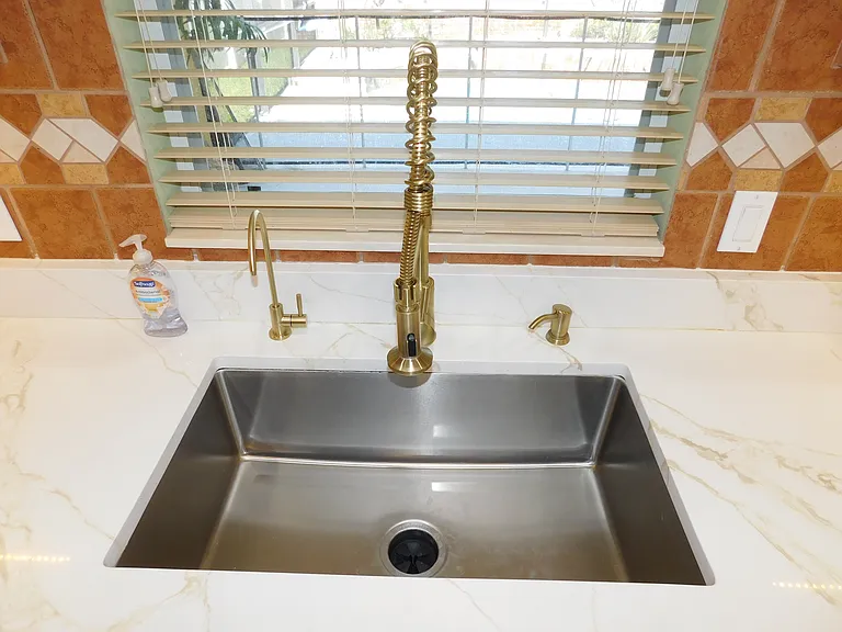 2320 Darlin Cir — Photo 26