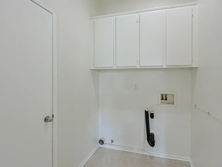 1151 Lassen Peak Pl — Photo 4