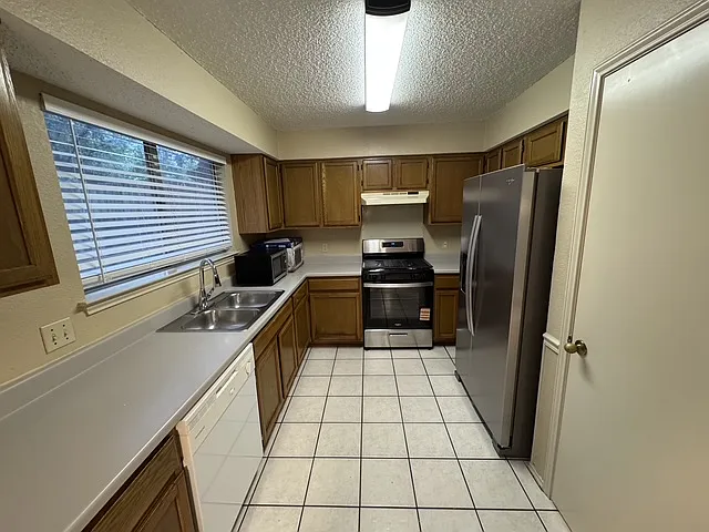 4236 Iriona Bnd — Photo 7