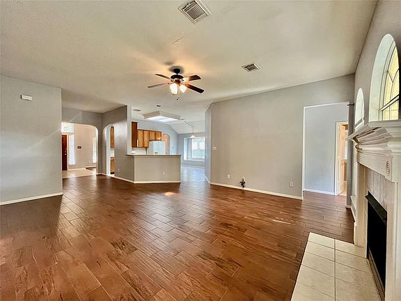 4th image of 1146 Jasons Bend Dr