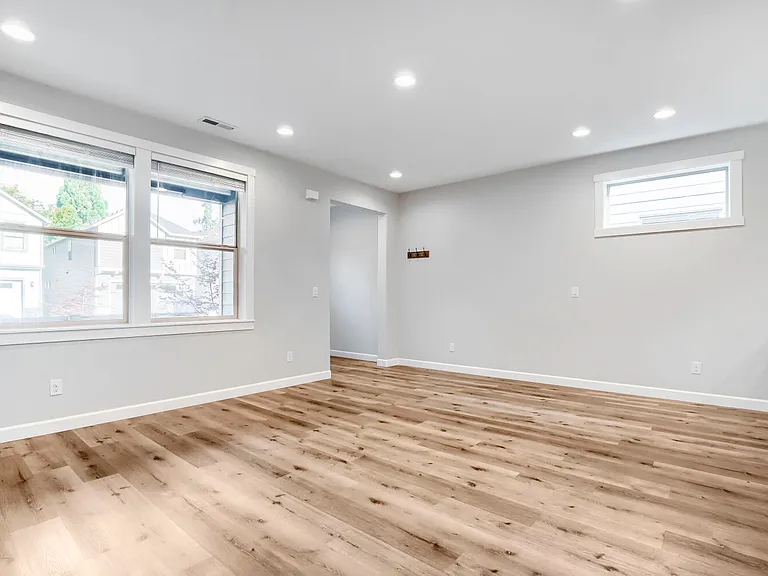 13715 NW 7th Pl — Photo 7