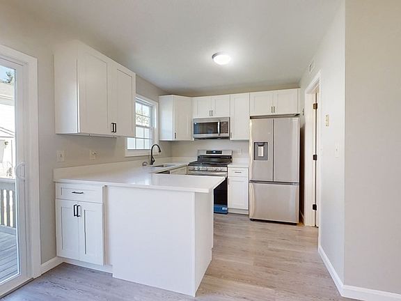 4th image of 29 Kathy Dr
