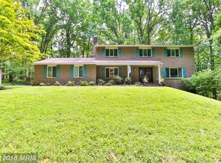 9 Pinewood Farm Ct, Owings Mills, MD 21117