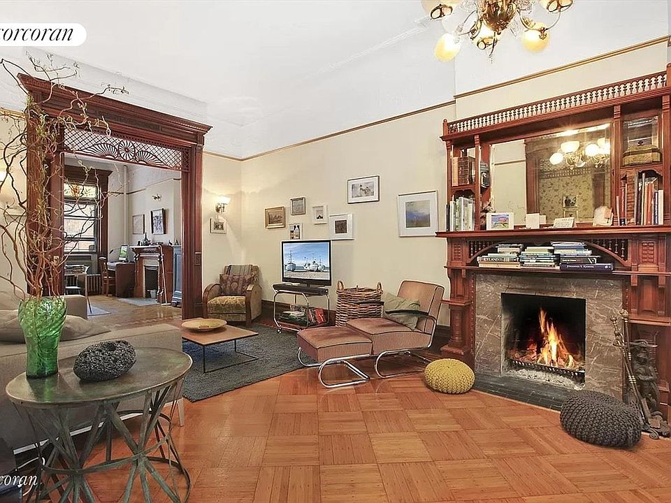1st image of 260 Garfield Pl #1