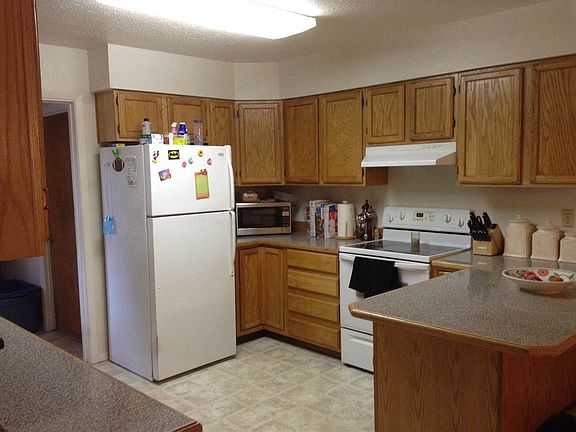 2nd image of 3004 Bandolina Ave