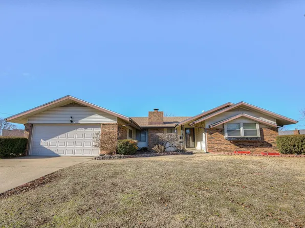 2201 Jamestown Court, Joplin, MO 64804