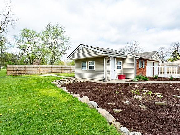 4th image of 630 Simons Dr
