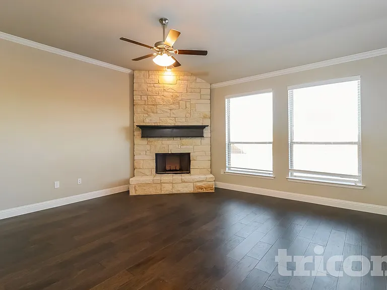 133 Constitution Dr — Photo 4